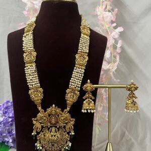 Mahalakshmi Pearl Haar Temple Set