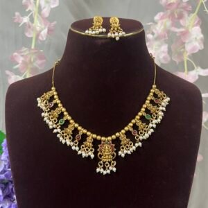 Ratnavalli Antique Necklace Set