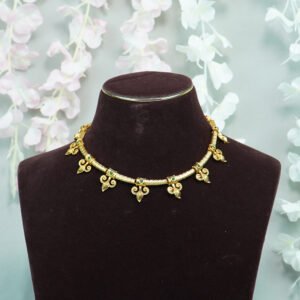 Vanya Antique Green & Gold Everyday Choker